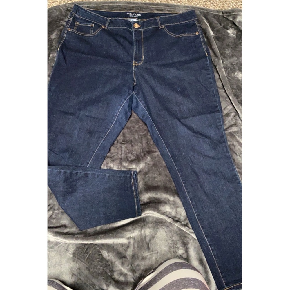 Maurices jeans